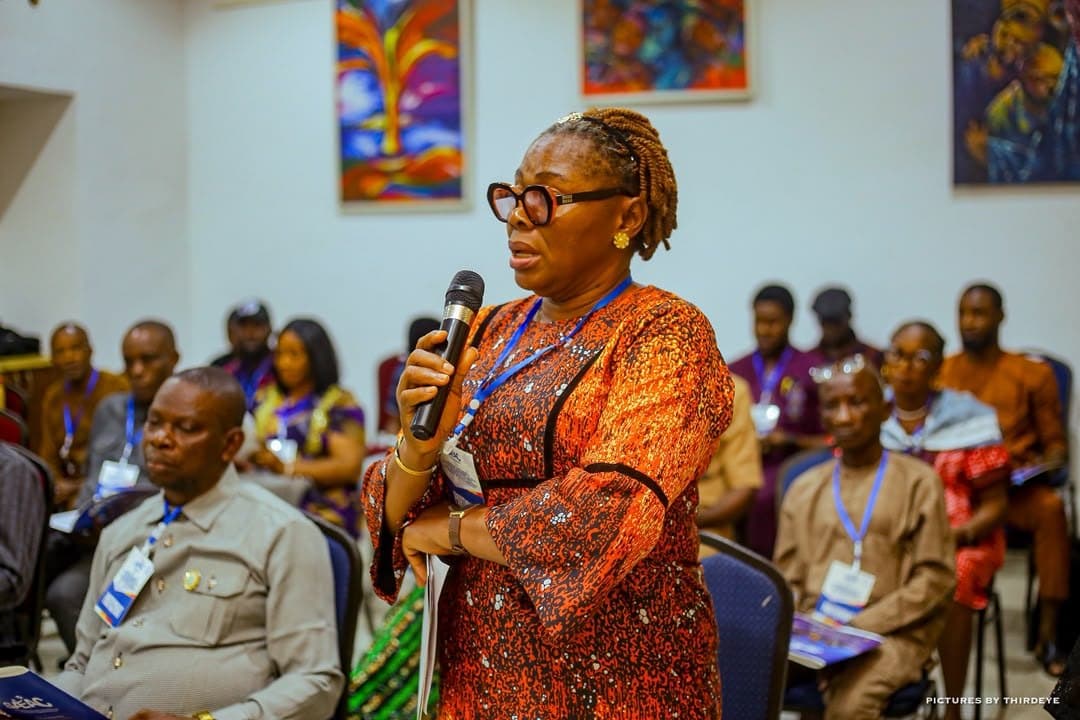 A principal raising a question during the engagement
